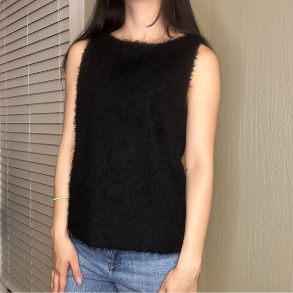 BANANA REPUBLIC sleeveless sweater/vest - Picture 5 of 7